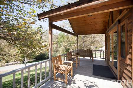 Cabin 02-23.jpg