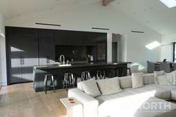 Contemporary 26-219.jpg