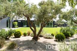 Contemporary 22-103.jpg