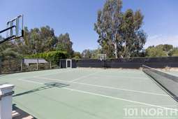 Beach House 15-82.jpg