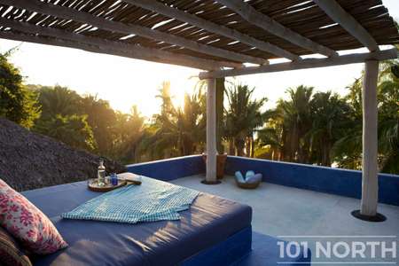 Beach House 15-80.jpg