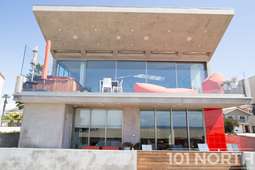 Beach House 10-140.jpg