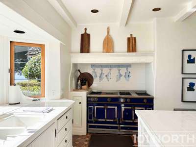 Traditional 16-60.jpg