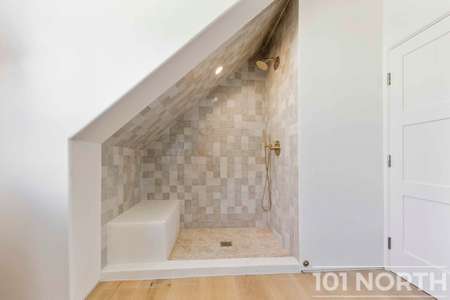 Contemporary 43-79.jpg