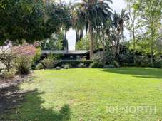 Contemporary 12-51.jpg