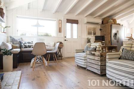 Cottage 02-221.jpg