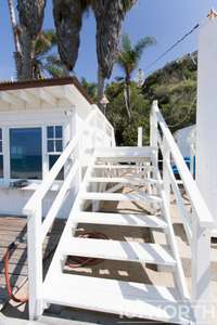 Beach House 15-32.jpg
