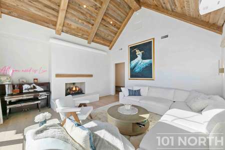 Contemporary 43-11.jpg