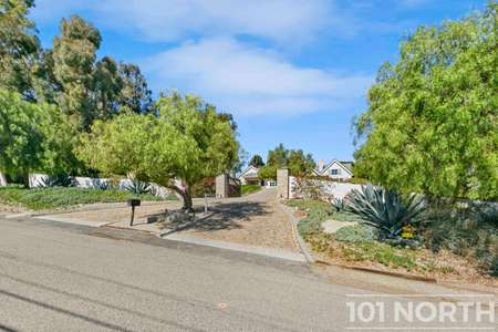 Contemporary 43-2.jpg