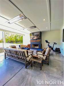 Farmhouse 17-21.jpg