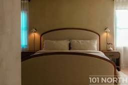 Contemporary 36-15.jpg