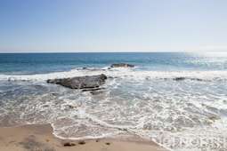 Beach House 04-11.jpg