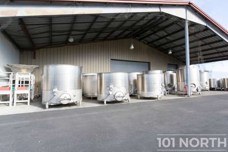Winery 13-24.jpg