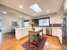 Contemporary 03-4.jpg