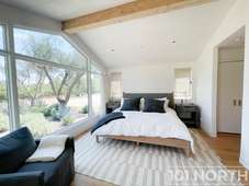 Farmhouse 01-128.jpg