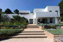 Contemporary 11-110.jpg