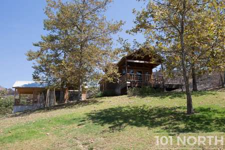 Cabin 02-45.jpg