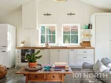 Contemporary 41-05.jpg