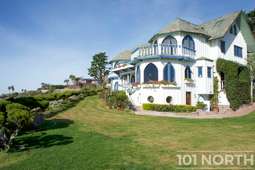 Beach House 19-37.jpg