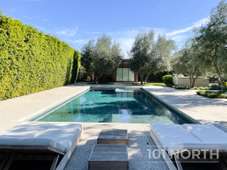 Contemporary 10-266.jpg