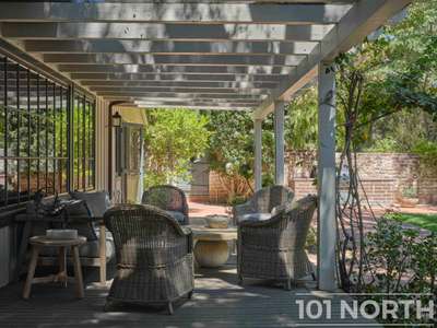 Traditional 02-100.jpg