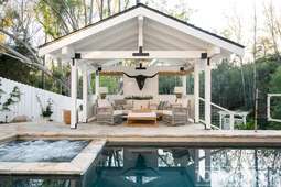 Farmhouse 13-126.jpg