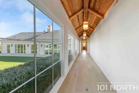 Contemporary 43-40.jpg