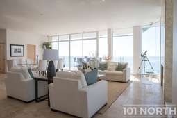 Beach House 03-33.jpg