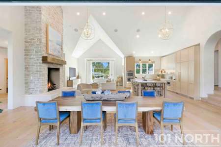 Contemporary 43-28.jpg