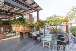 Restaurant 08-26.jpg