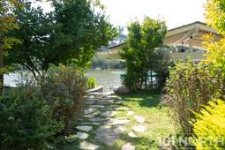 Americana 12-150.jpg