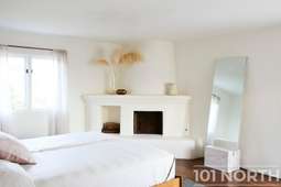 Contemporary 08-62.jpg