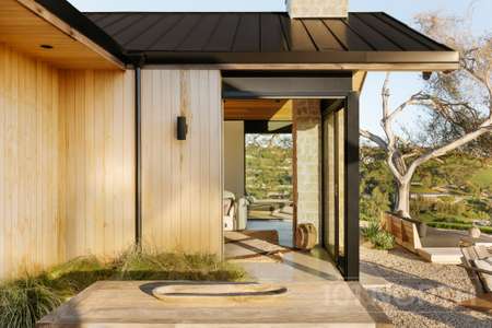 Contemporary 44-37.jpg