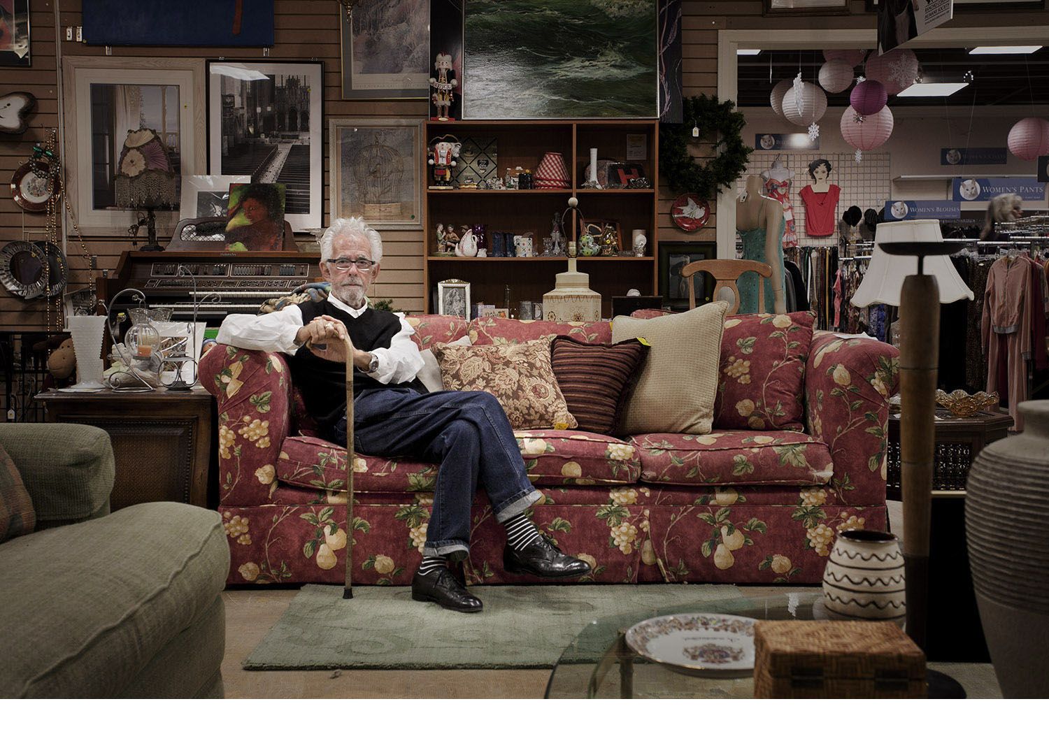 ENVIRONMENTAL PORTRAIT FOR RANCHO COASTAL HUMANE SOCIETY SAN DIEGO PORTRAIT LIFESTYLE PHOTOGRAPHY