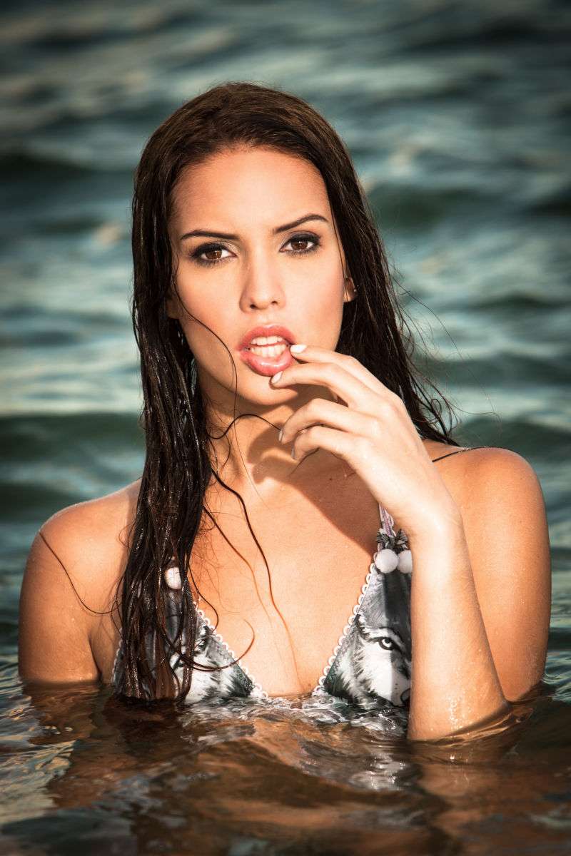 Model Maria Valentina Vinña