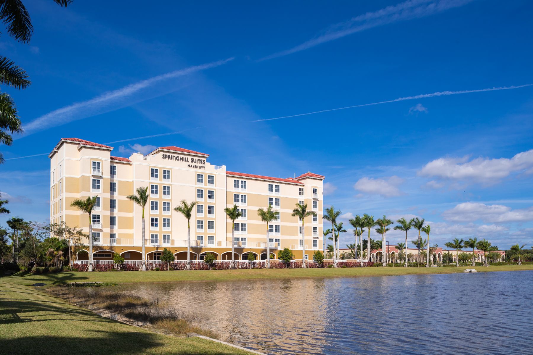 Hampton Inn & Suites