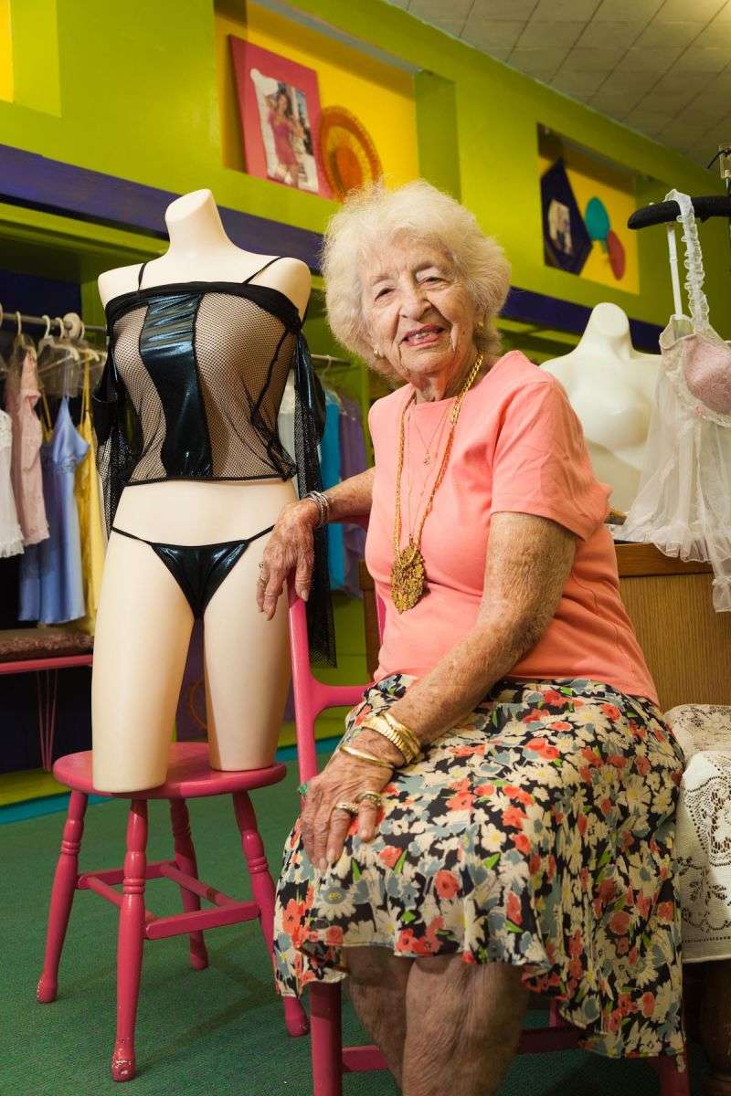 Melinas Melinas LIngerie Store