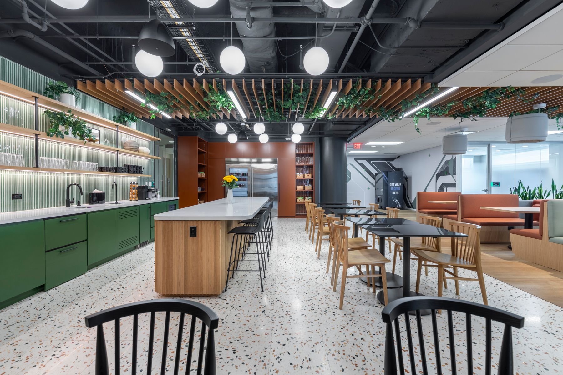 Varonis Miami Contemporary Office Café