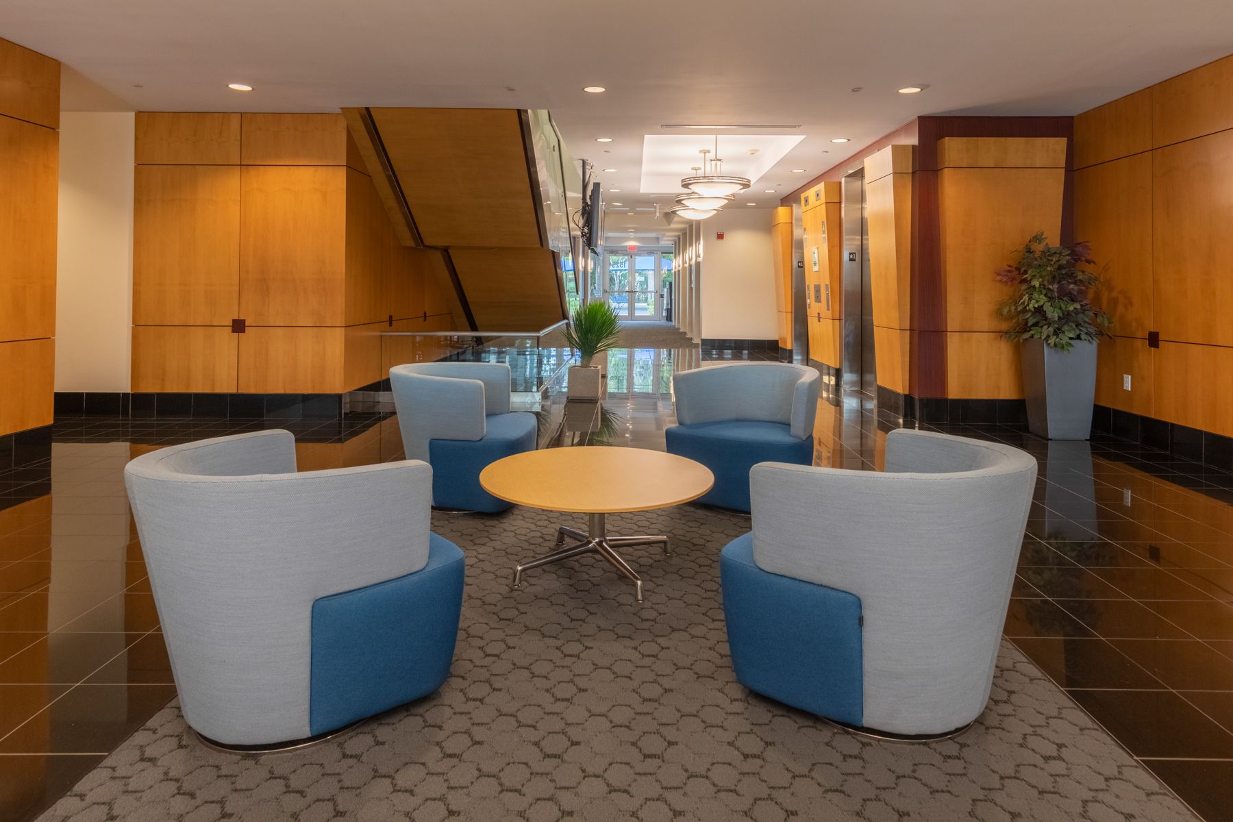 1525 Cypress Creek Road