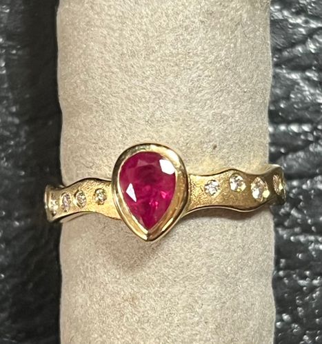 RUBY WAVE JOURNEY RING