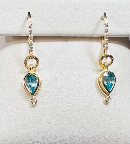 BLUE ZIRKON PEAR SHAPE EARRINGS