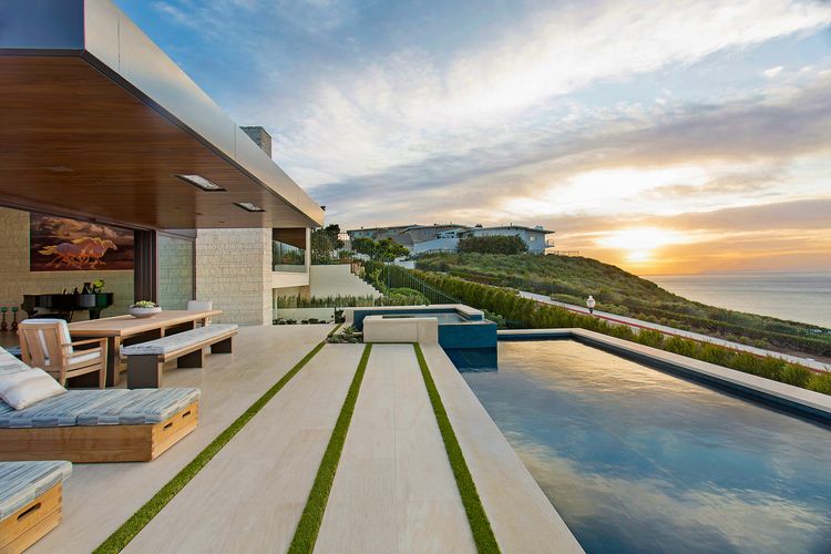 15 Shoreline-83F.jpg