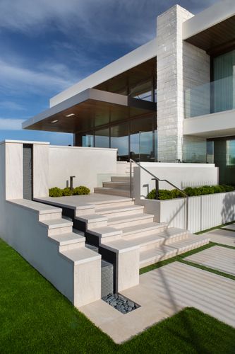 15 Shoreline_65F_Adjusted.jpg