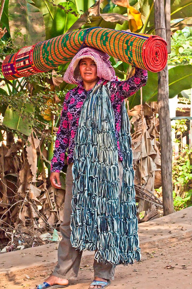 Carpet Weaver, Siem Reap, Cambodia