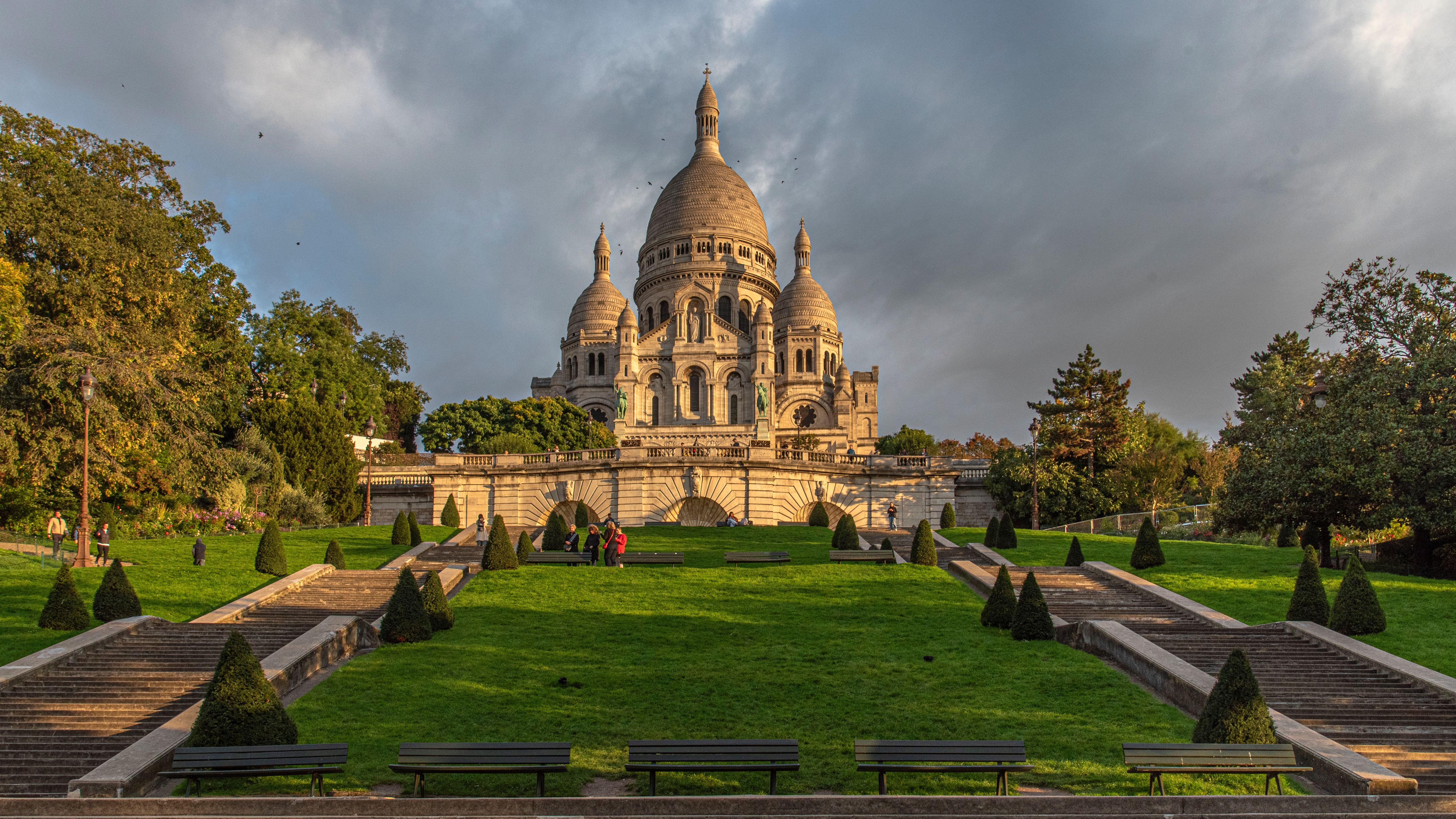 Sacré Coeur Basilica, Montmartre, Paris, France