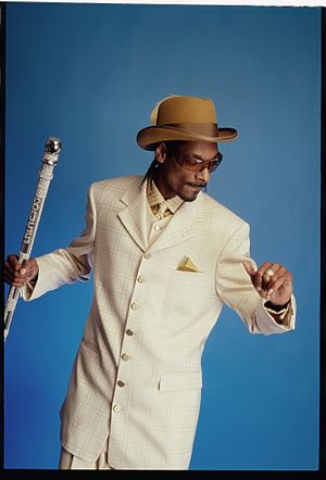 Jones - Snoop.jpg