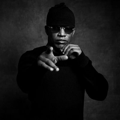 Jones - Jamie Fox - 1.jpg