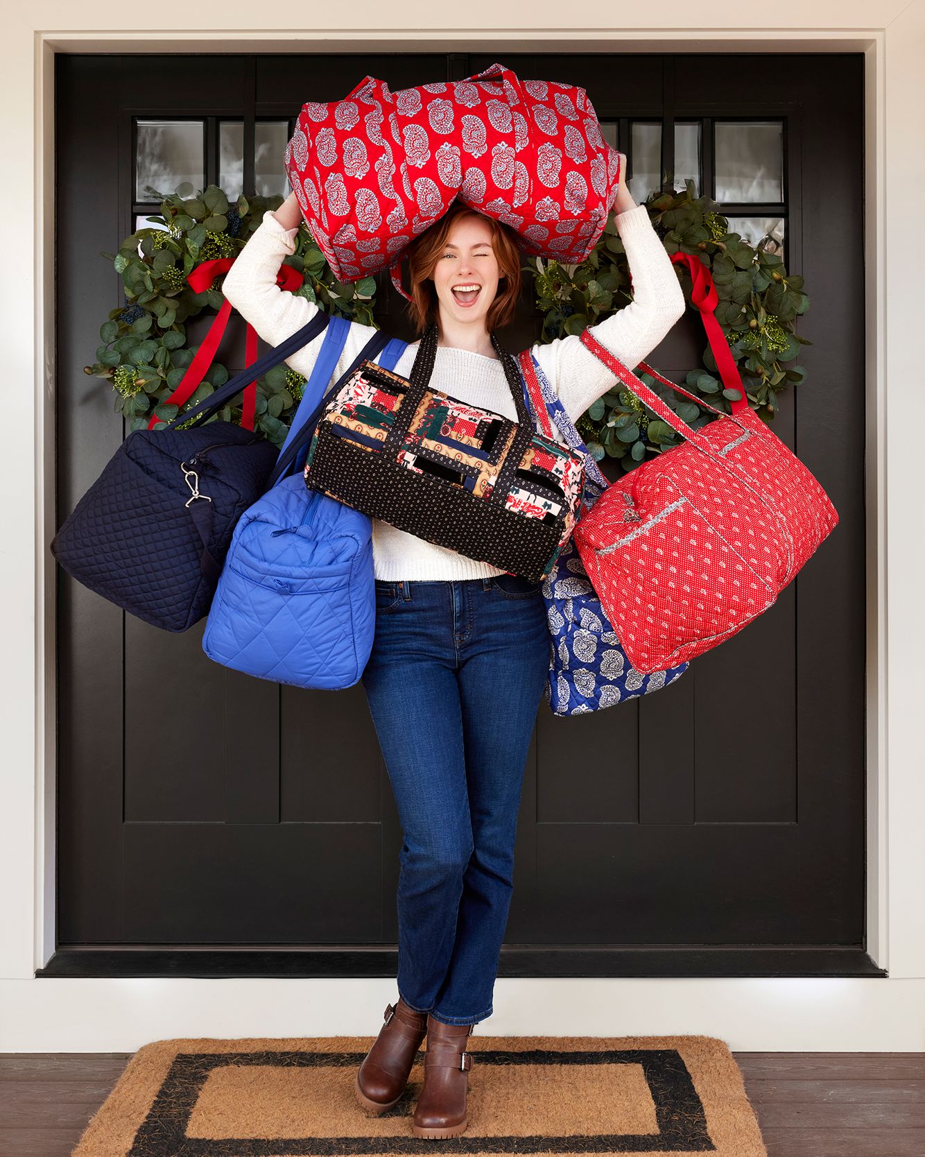 07252024_Winter_-VeraBradley-_HolidayGift_3_1074.jpg