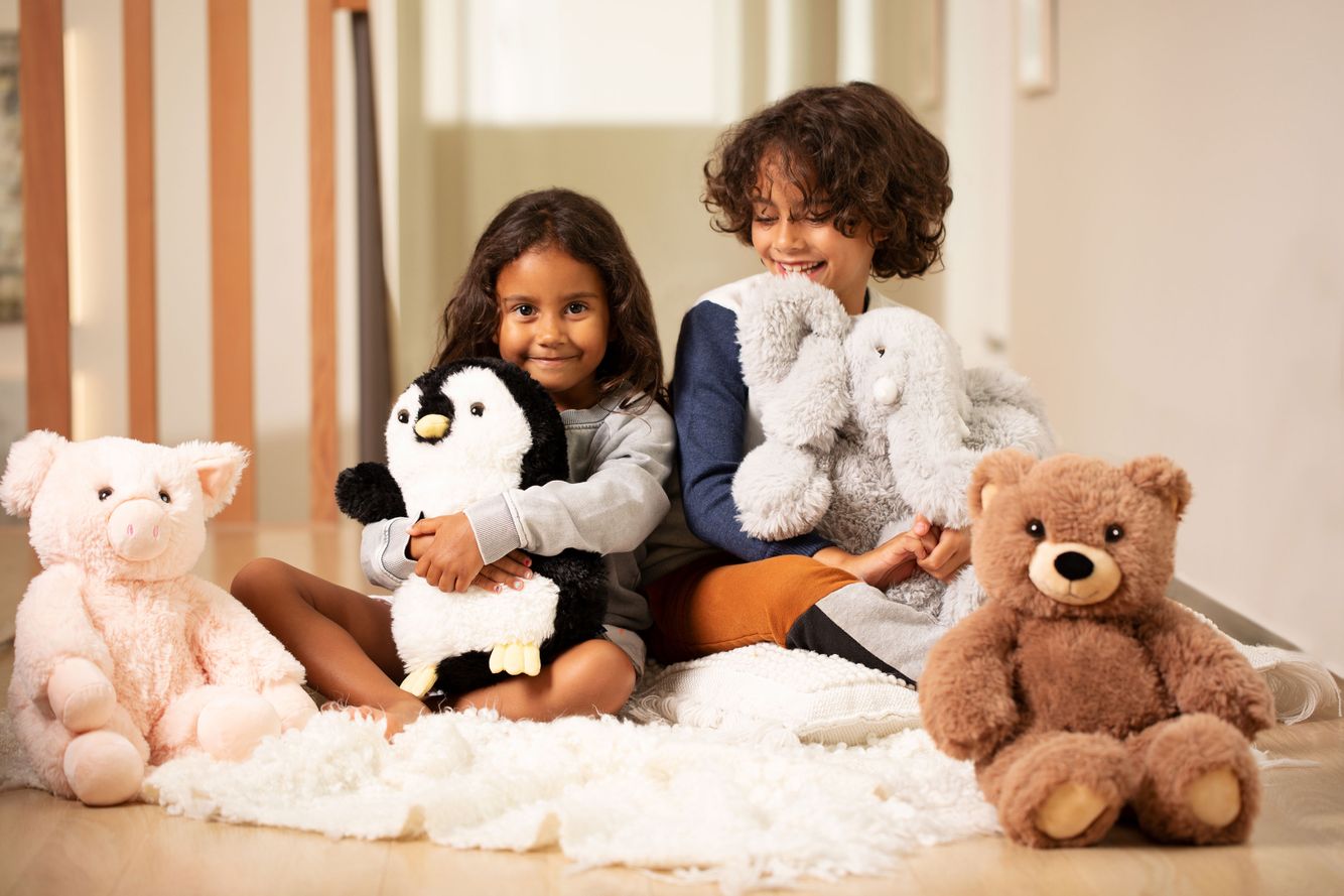Day-1_18_Soft_Group_LivingRoom_10372.jpg