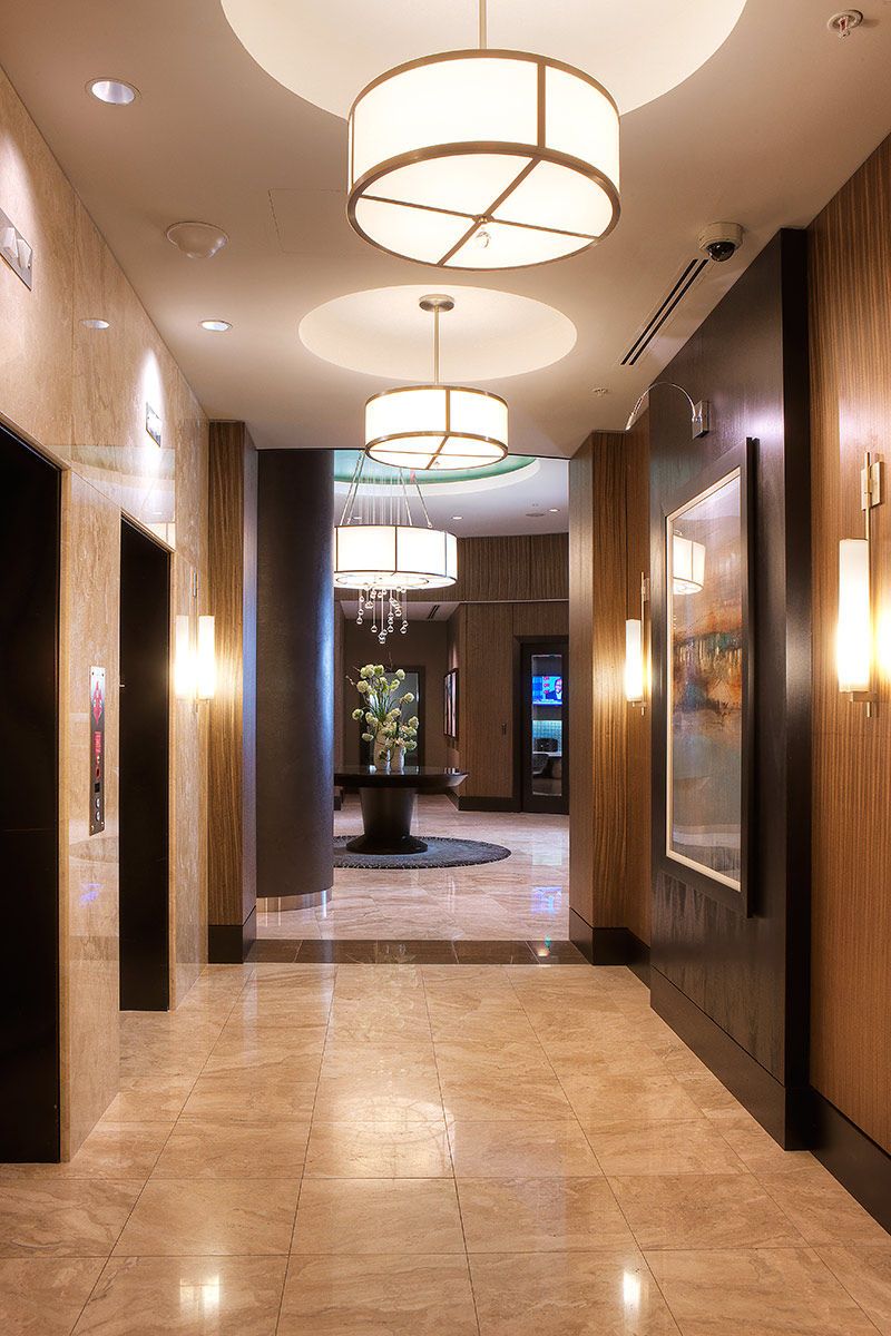 Portico / Washington, DC